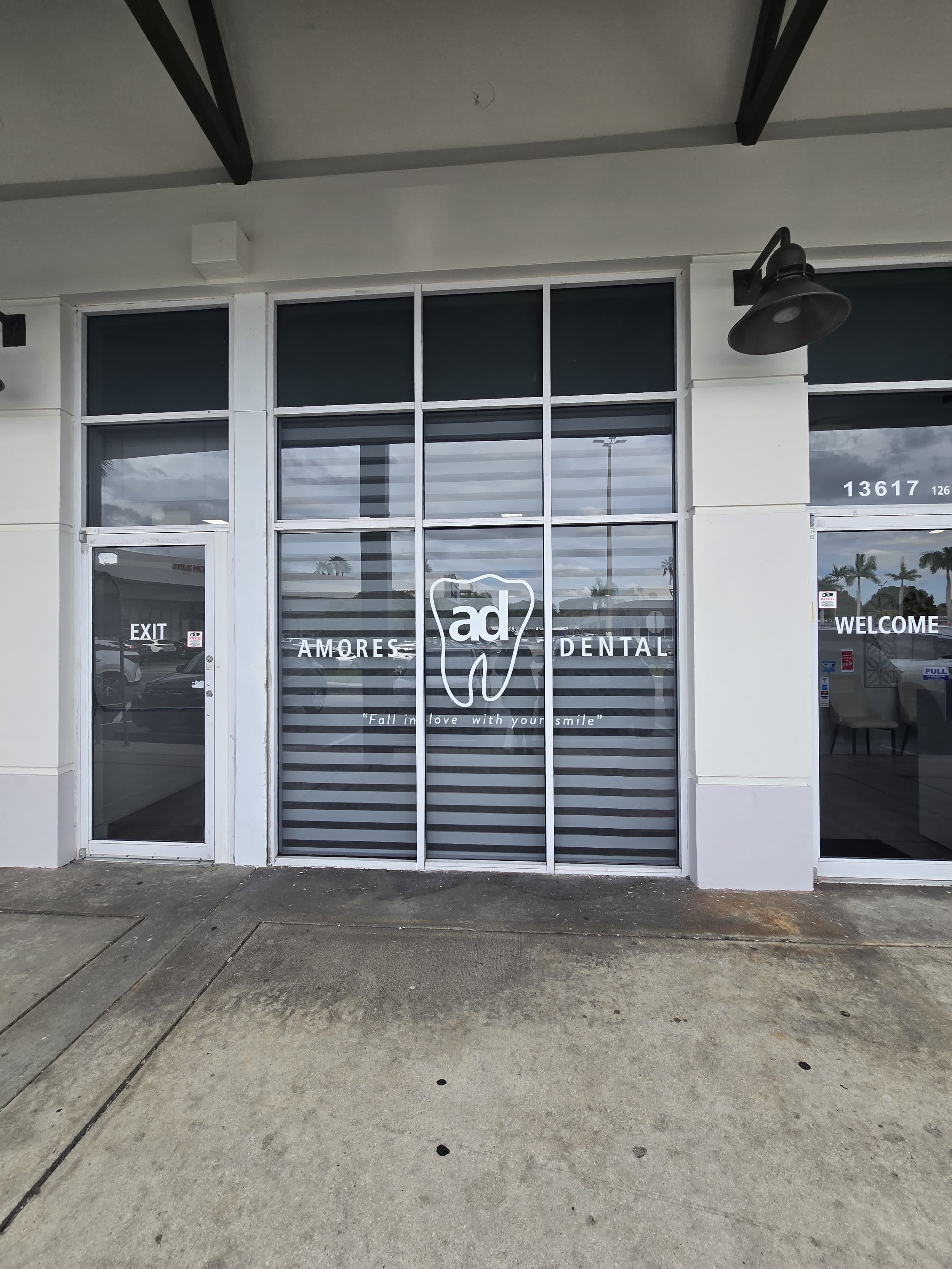 Amores Dental Palmetto Bay office